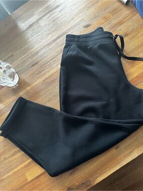 SPANX Black Drawstring Waist Sweatpants